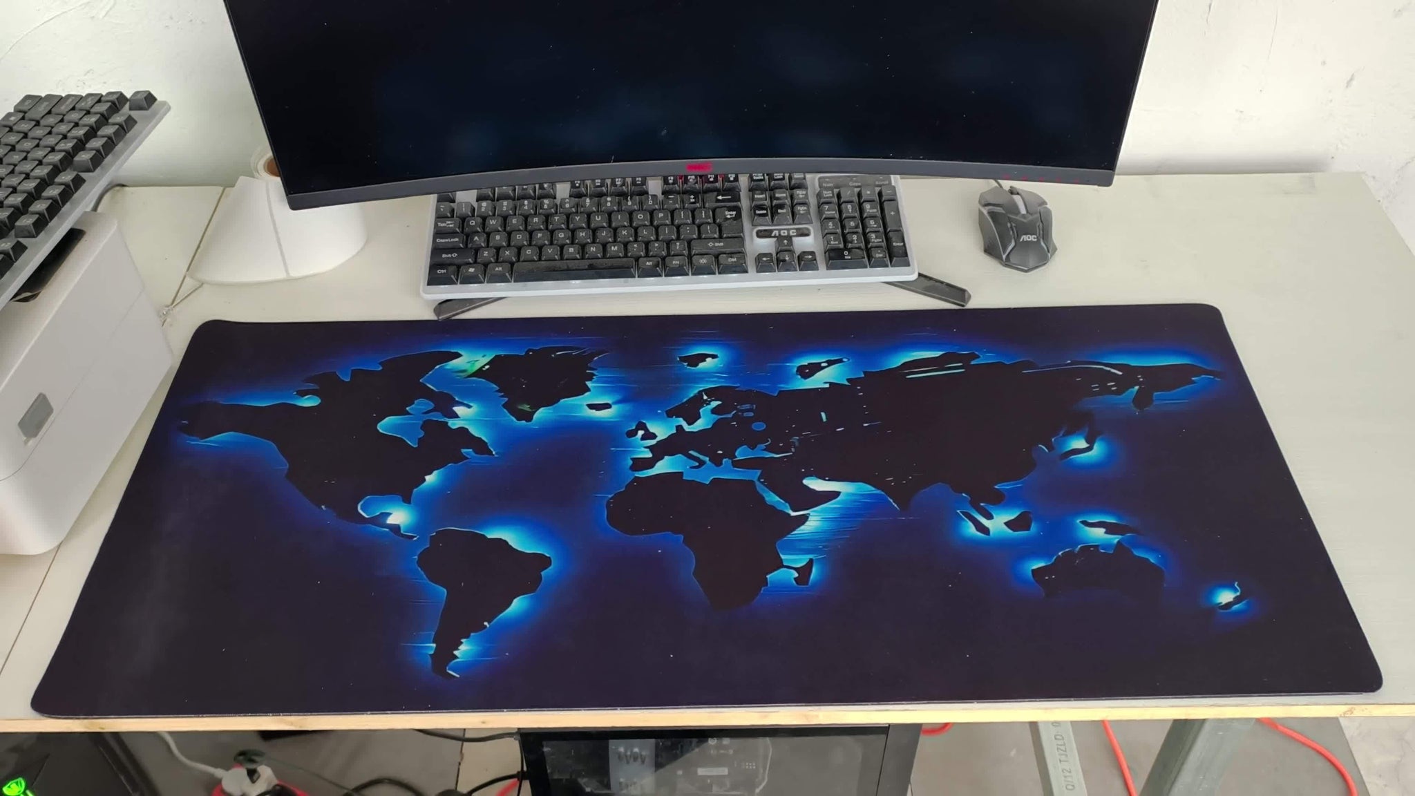 [Glow-in-the-Dark Mouse Pad] Glow-in-the-Dark Large Blue World Map Mouse Pad | Rubber Base Desk Mat for Gaming & Office, Ideal for Laptops and RVs, Perfect Birthday or Christmas Gift