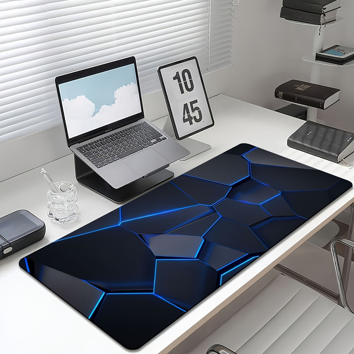 Large Geometric Design Mouse Pad - Durable, Non-Slip Rubber Base, Washable - Precision & Comfort for Gamers & Office Use - Ideal Gift for Boyfriend/Girlfriend, Gaming Mouse Pa