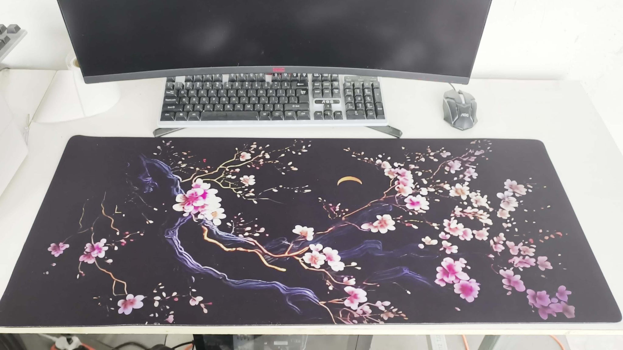 Extra Large Cherry Blossom Design Gaming Mouse Pad - High-Definition Printing, Non-Slip Premium Base, Precision Stitched Edges, Rectangular Desk Mat for Office, Study, Home Decor, Mouse Pads for Desk