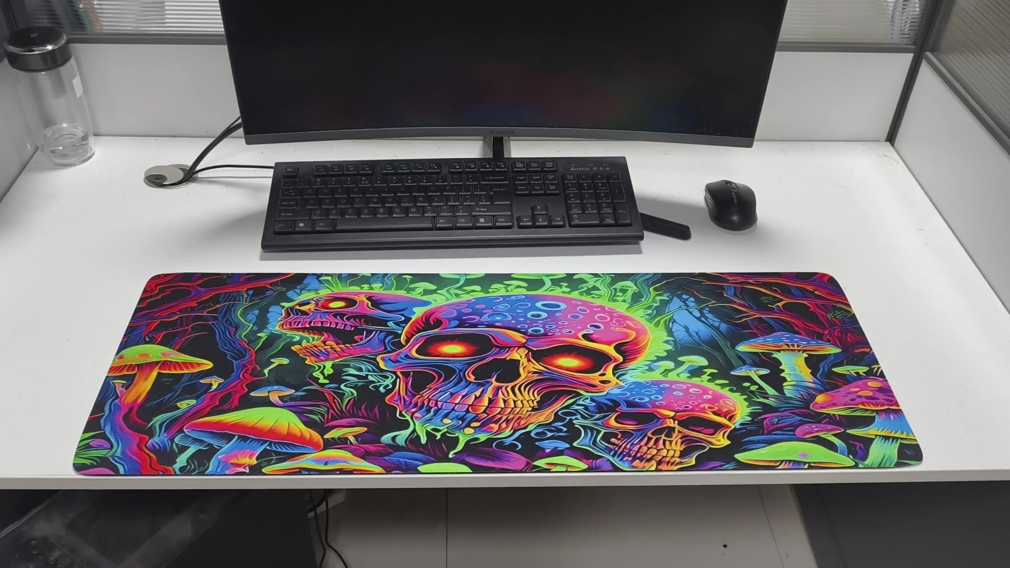 [Vibrant Gaming Mouse Pad] Large Skull Gaming Mouse Pad | Vibrant Purple & Blue Artwork, Non-Slip Rubber Base - Perfect for Gamers, Office Workers, E-Sports & Streaming - Great Gift for Desk Enthusiasts, Gaming Desk Accessory, Artistic Desk Mat, Nonslip B