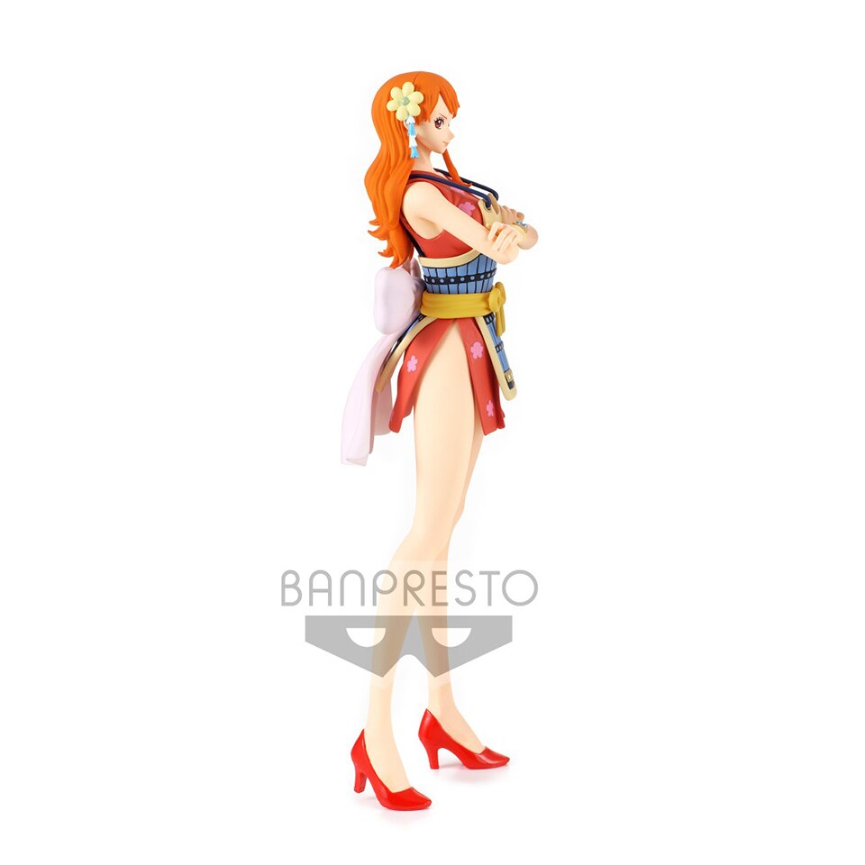 Nami Figure V1 Figures