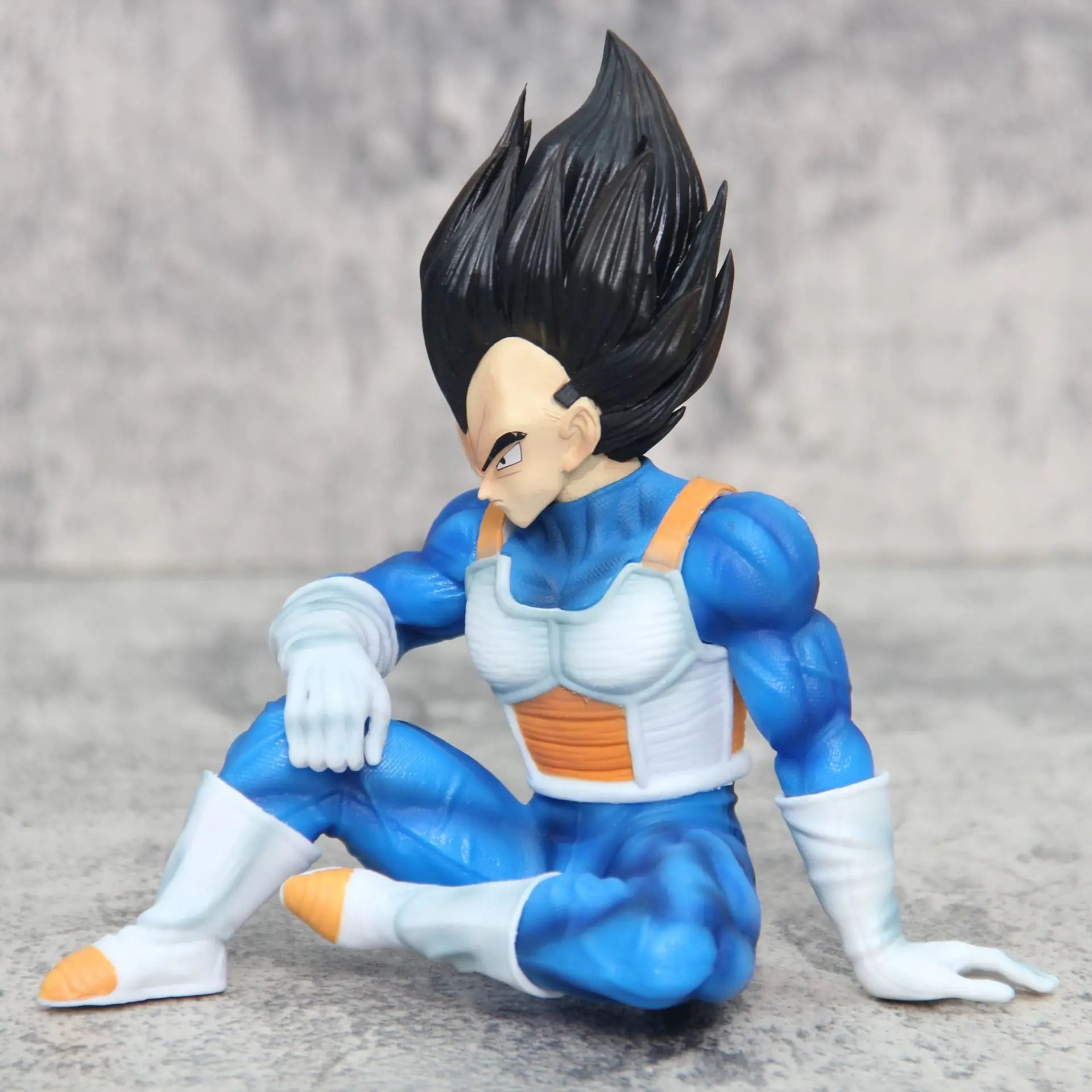 15cm Special Price Bag Dragon Ball Seated Vegeta Model Figure Super Saiyan Prince Animation Model Peripheral Desktop Ornaments