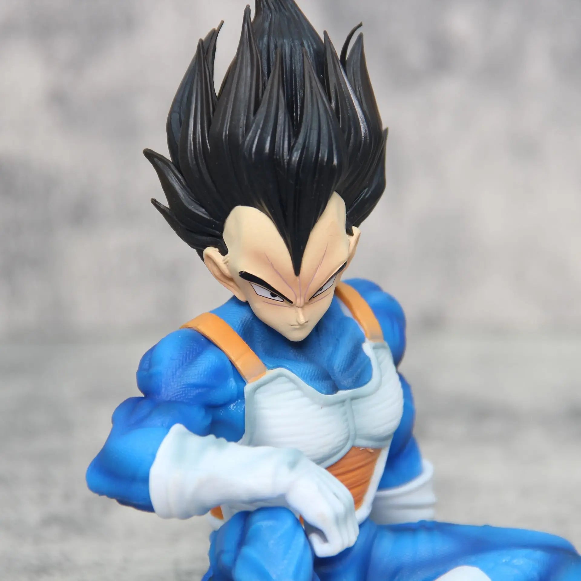 15cm Special Price Bag Dragon Ball Seated Vegeta Model Figure Super Saiyan Prince Animation Model Peripheral Desktop Ornaments