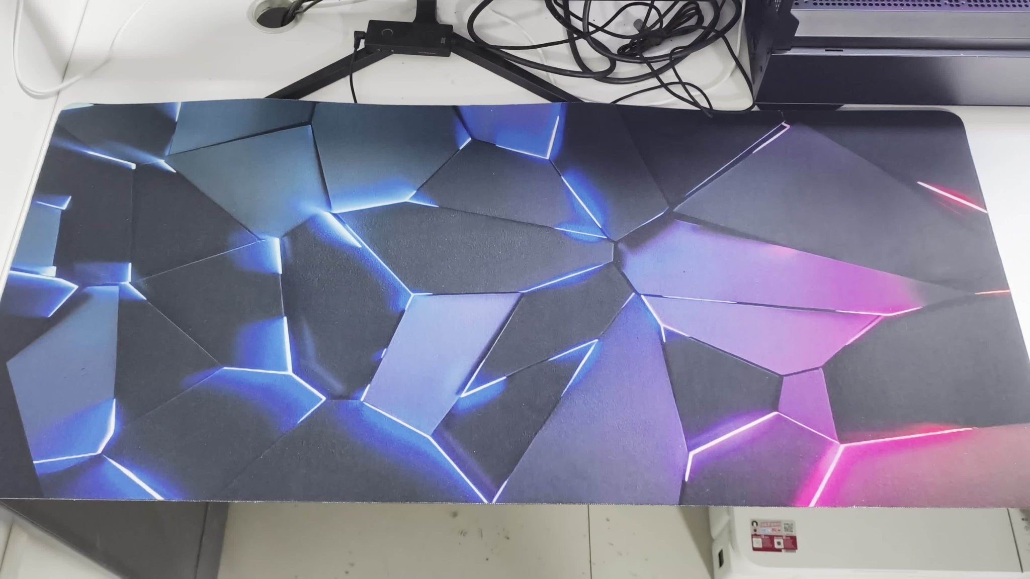 Large Geometric Design Mouse Pad - Durable, Non-Slip Rubber Base, Washable - Precision & Comfort for Gamers & Office Use - Ideal Gift for Boyfriend/Girlfriend, Gaming Mouse Pa