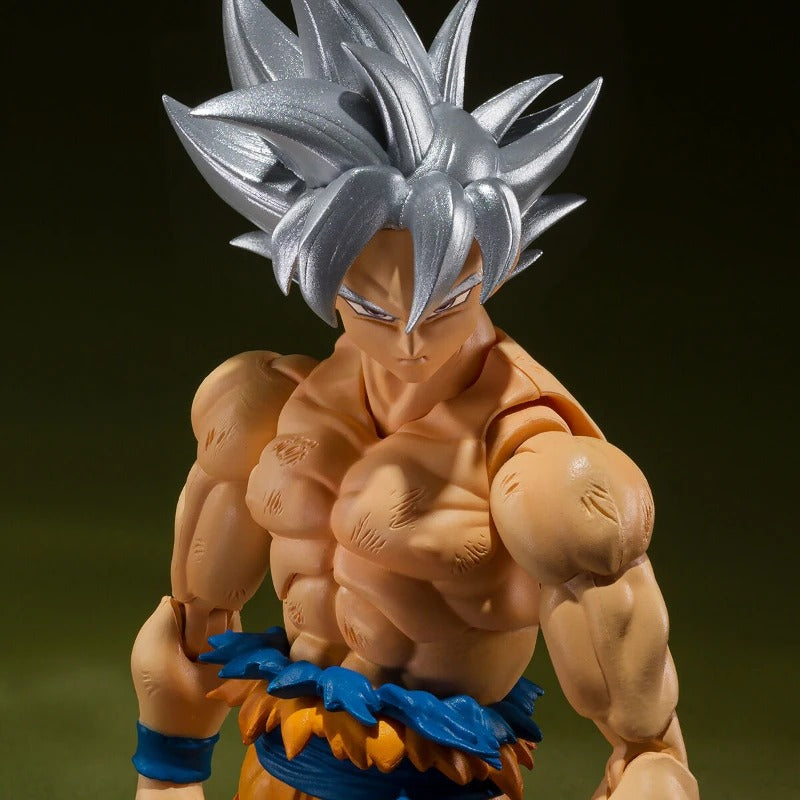Son Goku Ultra Instinct S.H.Figuarts Figures