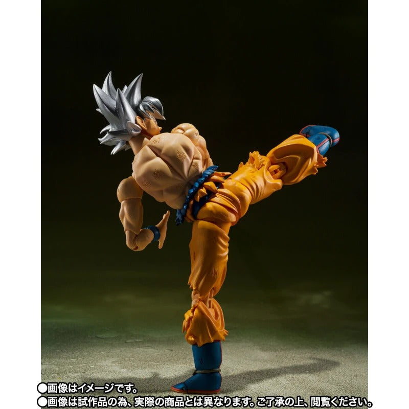Son Goku Ultra Instinct S.H.Figuarts Figures