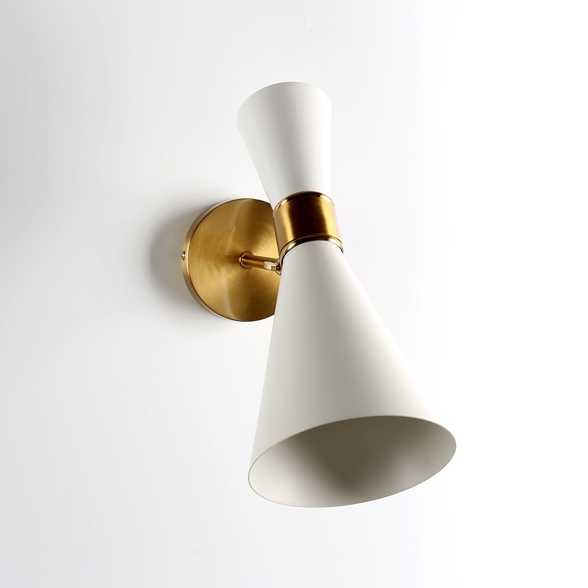 Calarbo™ Harrison - Modern Adjustable Wall Light