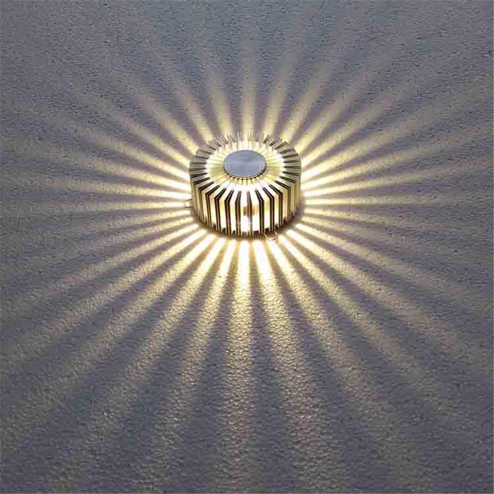Calarbo™ Werner - Sunflower Wall Lamp