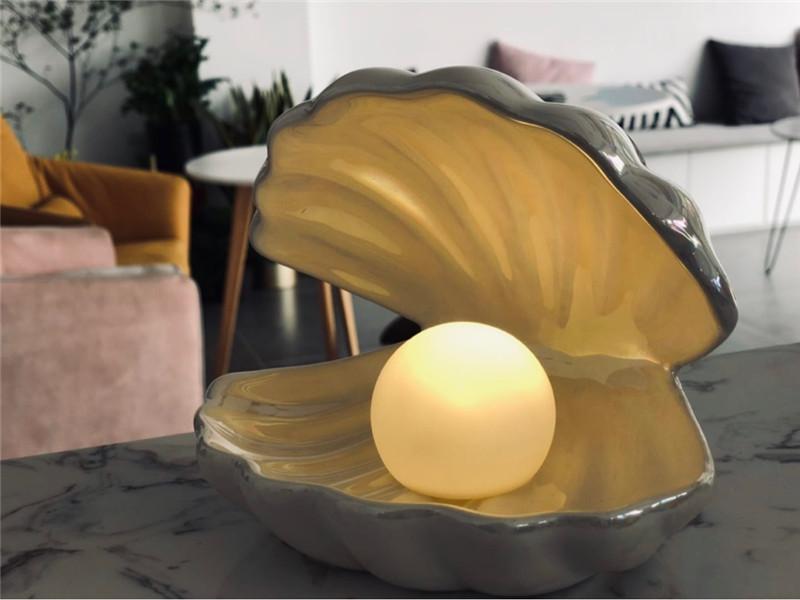 Calarbo™ Sirenita - Pearl & Shell Desk Lamp