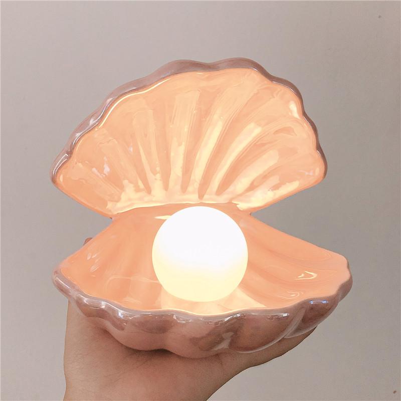 Calarbo™ Sirenita - Pearl & Shell Desk Lamp