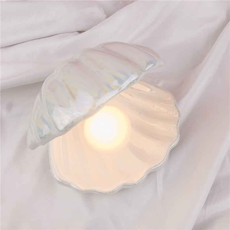 Calarbo™ Sirenita - Pearl & Shell Desk Lamp