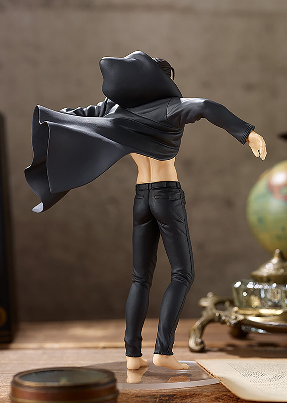 Adult Eren Jaeger Figure V1 Figures