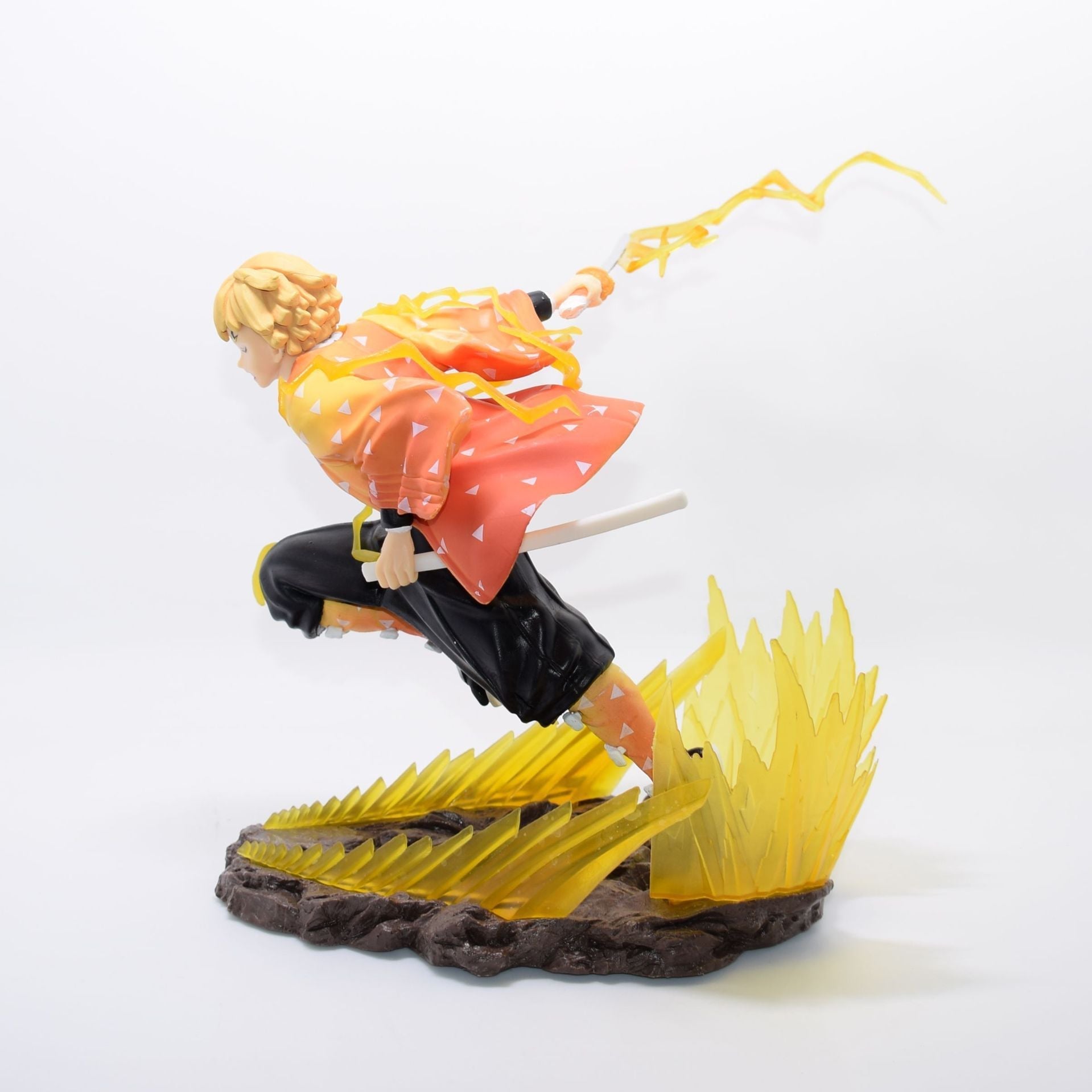 Zenitsu Agatsuma Thunder Base Figure Figures