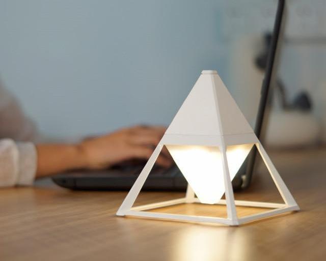 Calarbo™ Pyramid Touch Activated Diamond Lamp White Light