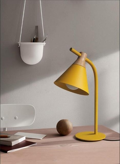Calarbo™ Patriam - Modern Nordic Desk Lamp Yellow Light